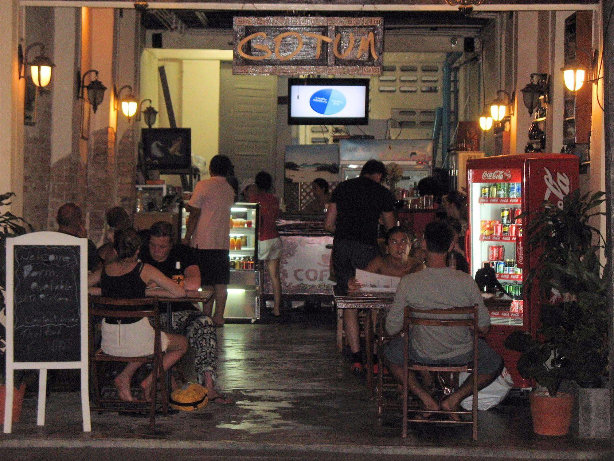 Gotum Hostel 1 푸껫 외부 사진